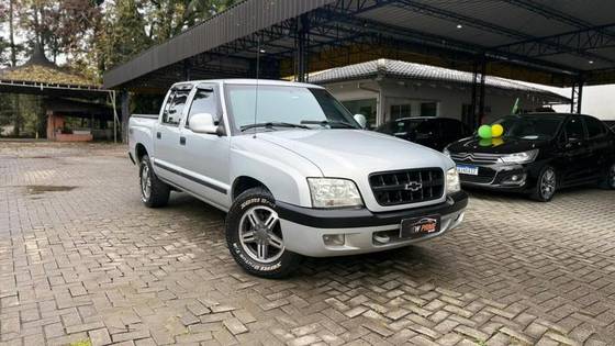 CHEVROLET S10 2.8 DLX 4X4 CD 12V TURBO INTERCOOLER DIESEL 4P MANUAL CHEVROLET S10 2.8 DLX 4X4 CD 12V TURBO INTERCOOLER DIESEL 4P MANUAL